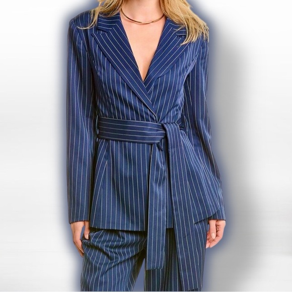 NWT Alexia Admor ‘Olya’ Striped Tie Waist Blazer in “Navy Blue” Pinstripe Sz 14 - Picture 1 of 16